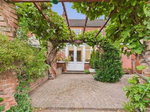 Patio area- click for photo gallery